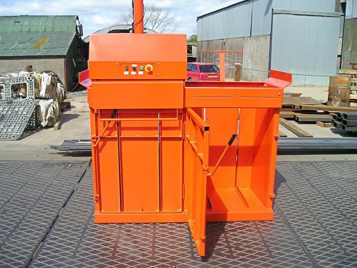 Twin chamber compactor